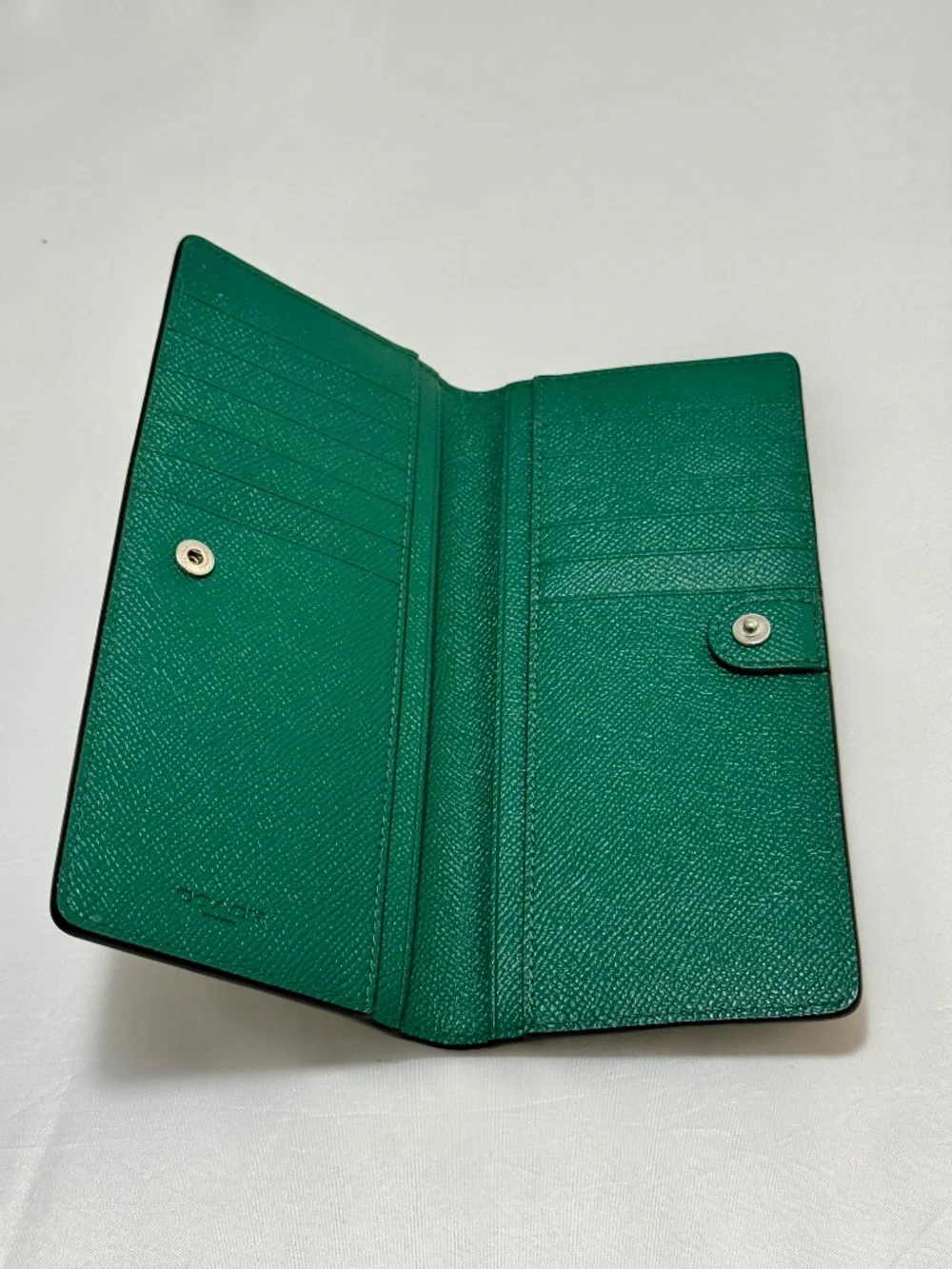 COACH Slim Bifold Wallet GREEN Crossgrain Leather with Gold Hardware AUTHENTIC